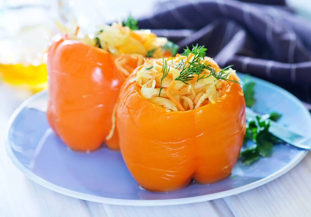 Stuffed peppers for a 6-sheet diet