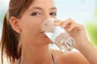 Drink water on a lazy diet